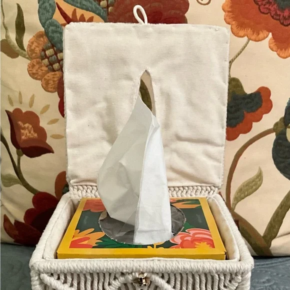 Macrame Tissue Box Cover from “Etsy” - Picture 3 of 3